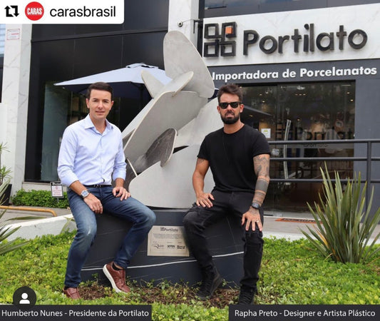 Revista Caras - Escultura Antifrágil para Portilato - Rapha Preto